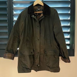 Barbour Classic Beadnell Waxed Cotton Jacket